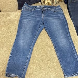 a.n.a mid rise jeggings like new size 18p
